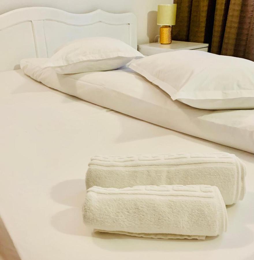 קריובה Hotel Green House מראה חיצוני תמונה
