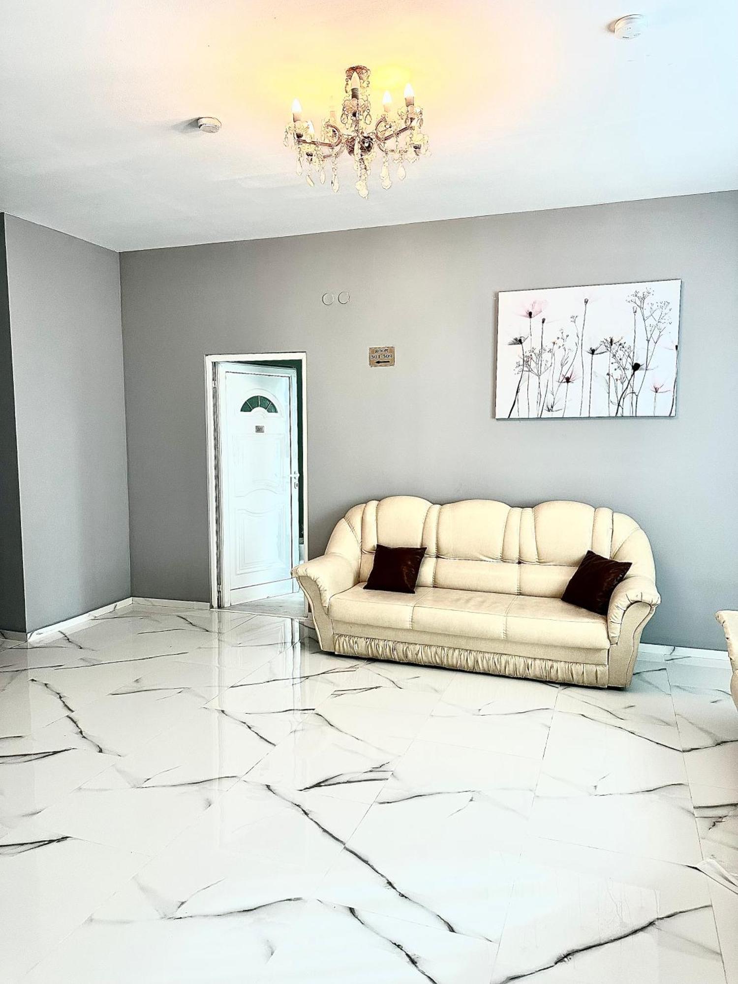 קריובה Hotel Green House מראה חיצוני תמונה