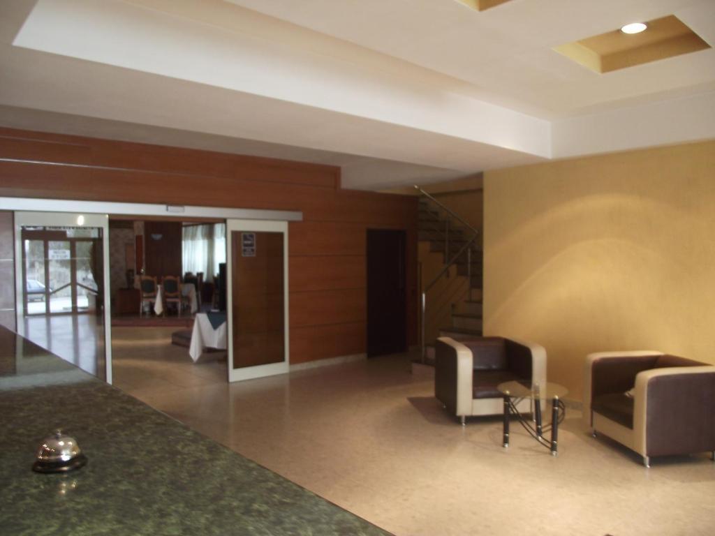 קריובה Hotel Green House מראה חיצוני תמונה