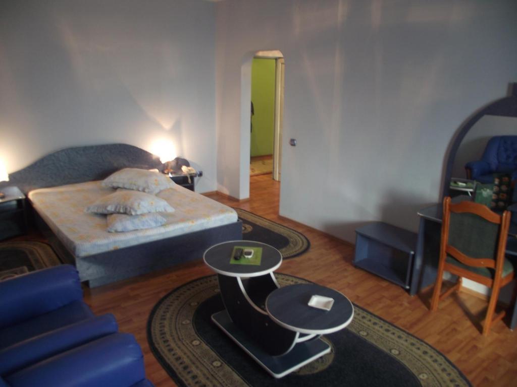 קריובה Hotel Green House חדר תמונה