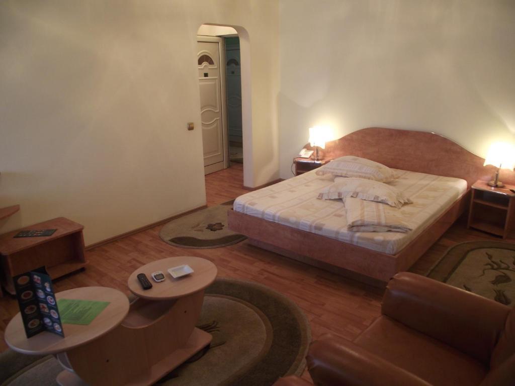 קריובה Hotel Green House מראה חיצוני תמונה